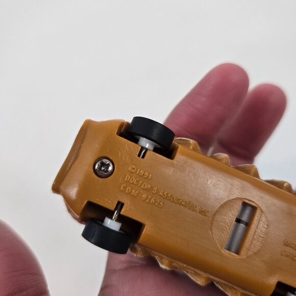 Vintage 1991 Subway Petey Pickle in Submobile Pull Back Car Fast Food Toy 3" - Picture 8 of 9